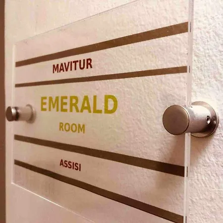 Mavitur 2* אסיסי